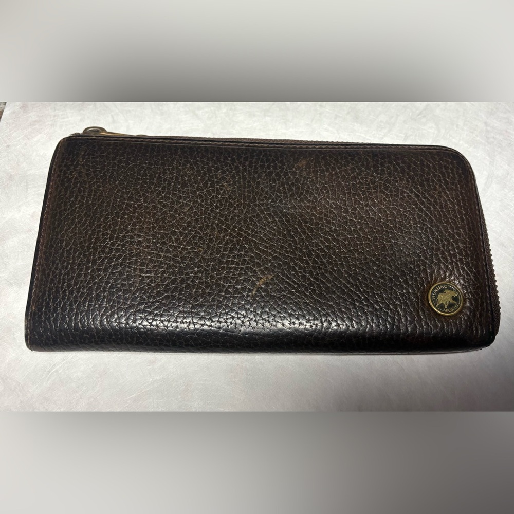 Hunting World Zip‎ Around Brown Leather Wallet